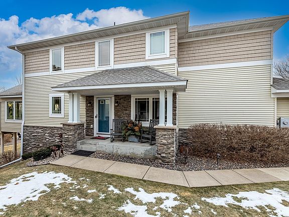 2nd image of 2807 Spy Glass Dr