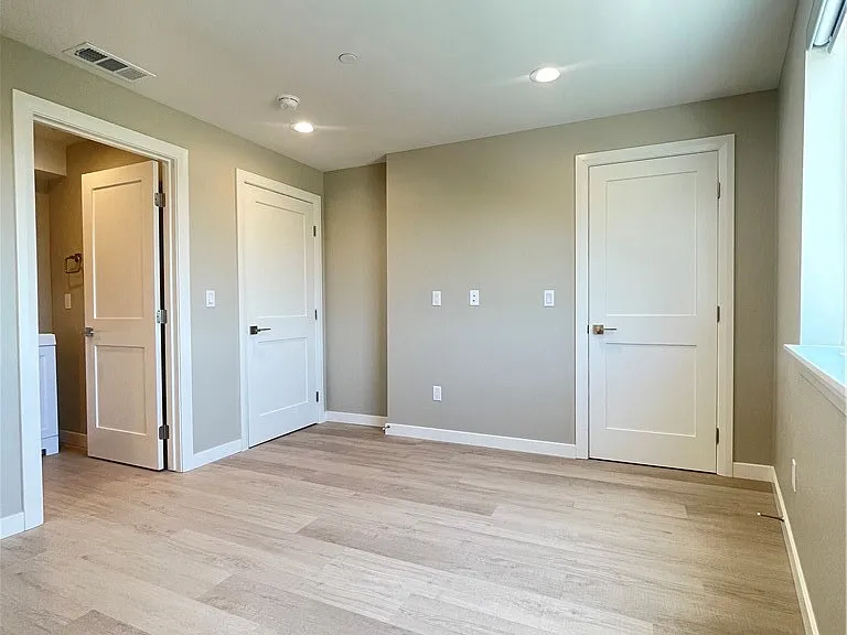 4251 E Live Oak Ave #8 — Photo 27