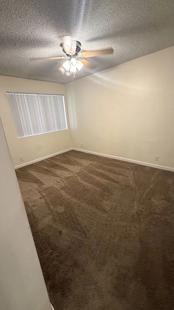 3620 S PACIFIC AVE — Photo 4