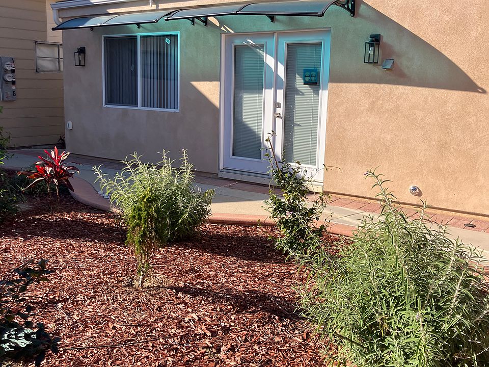 1st image of 840B N Clementine St