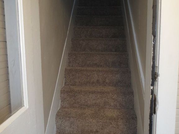 3rd image of 118-120 E Liberty St #118