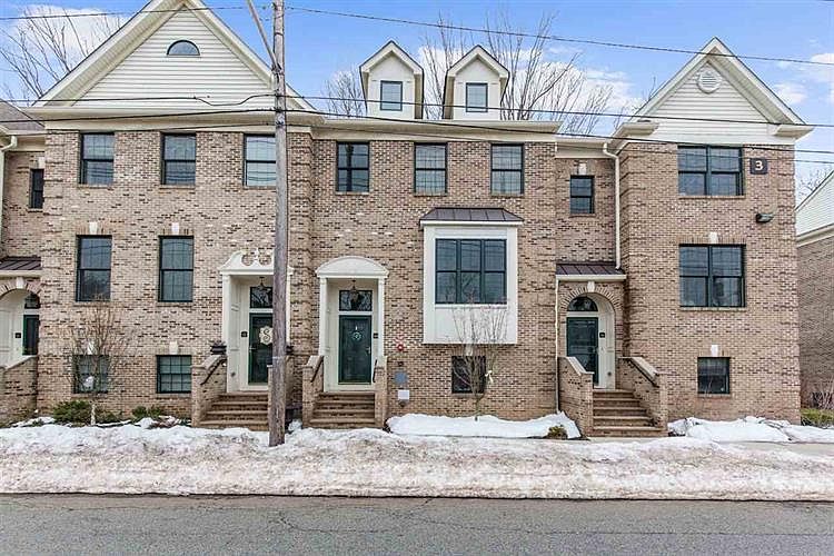 1st image of 54 Bloomfield Ave #54