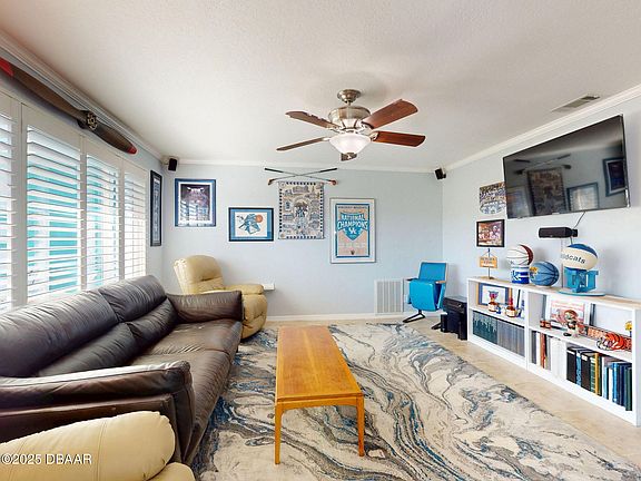 4th image of 23 Sunny Beach Dr
