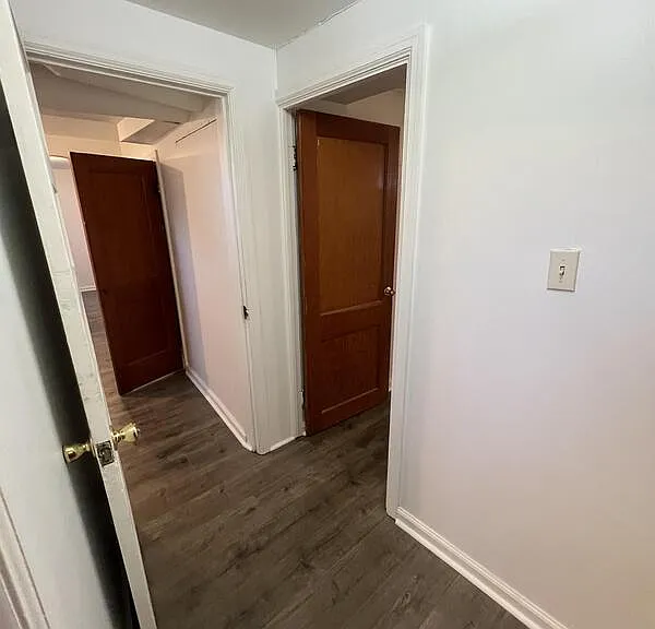 1725 E 21st St — Photo 5