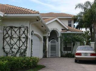 2781 Twin Oaks Way, Wellington, FL 33414