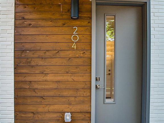 5th image of 4419 Cabell Dr APT 203