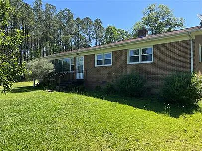 3805 Jefferson Davis Hwy — Photo 1