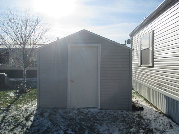 2nd image of 50499 McKinley St