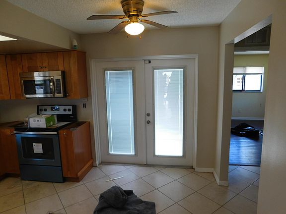 4th image of 6800 59th St N