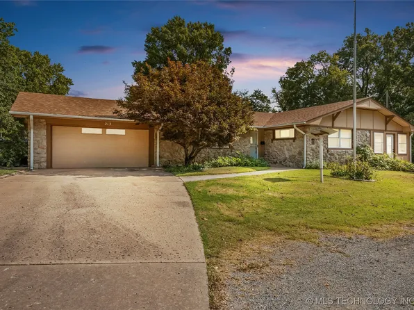 213 S Coo Y Yah St, Pryor, OK 74361