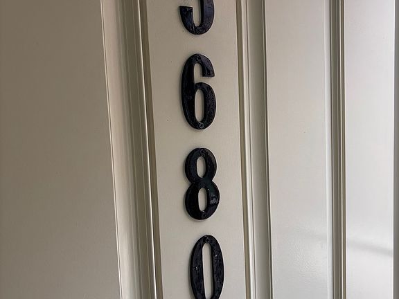4th image of 5680 Independence Cir