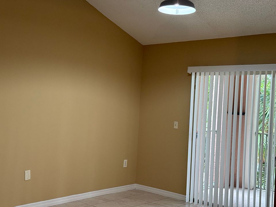 1st image of 12106 Saint Andrews Pl APT 306
