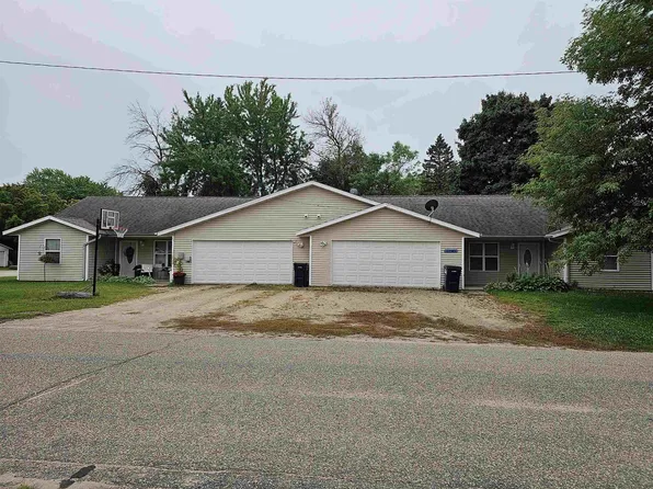 105 W Clark St, Plainfield, WI 54966