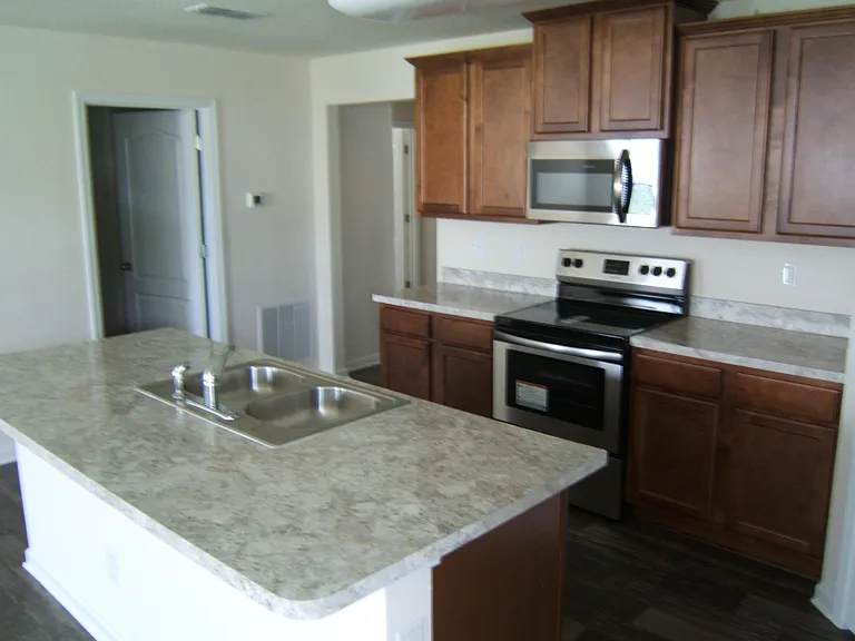 240 Blue Creek Way — Photo 18