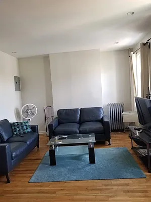 Rented by Confidential Realty | media 2
