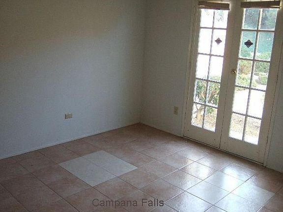 4th image of 17137 Ruette Campana