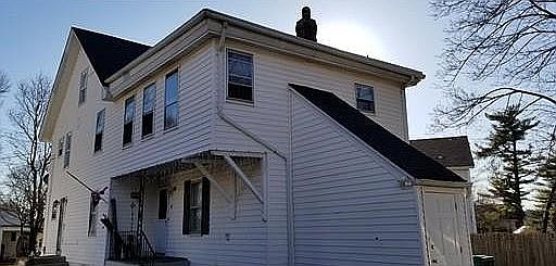 1st image of 63 W Carpenter St #1