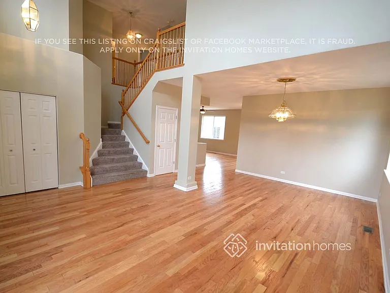 2671 Rosehall Ln — Photo 2