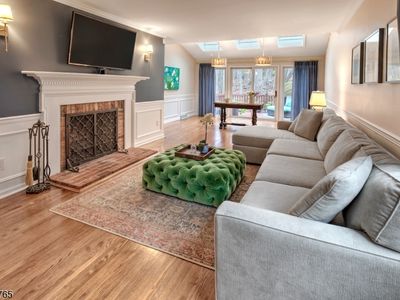 10 Hunters Cir, Lebanon, NJ, 08833