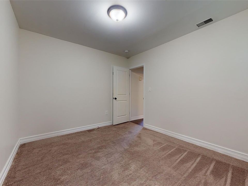 62 W Hayes Ave, photo 11