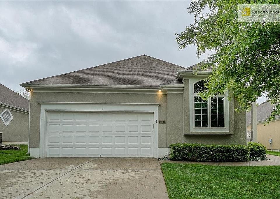 Welcome Home.Please note there is a ramp built on one side of the garage..it can be removed if new buyer wishes.