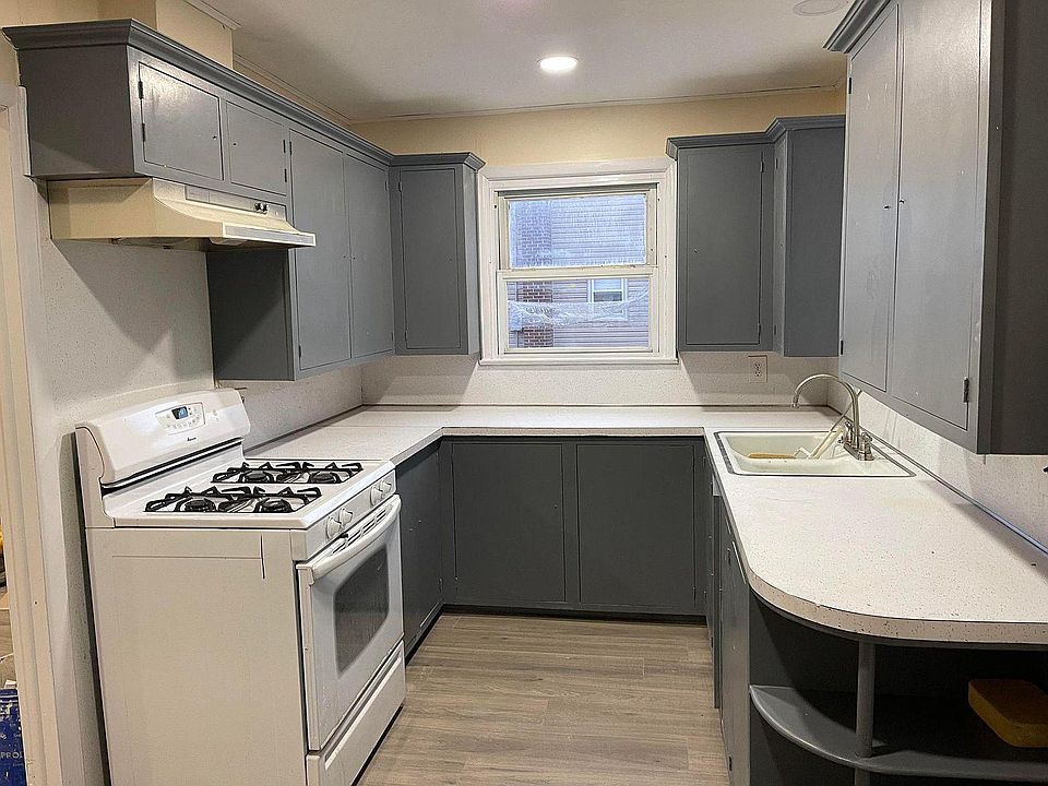 226 Foyer St, Edison, NJ 08817 Zillow