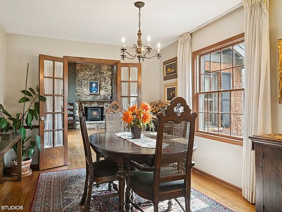5th image of 1607 S Harvard Ave