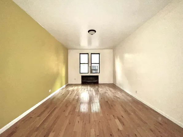 20 Crooke Avenue image 1 of 18