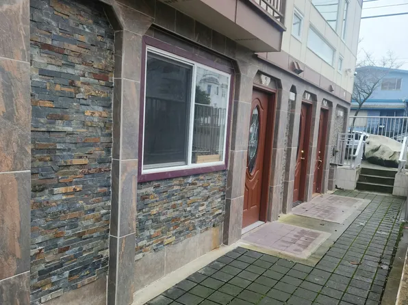 2204 14th Ave S #2, Seattle, WA 98144