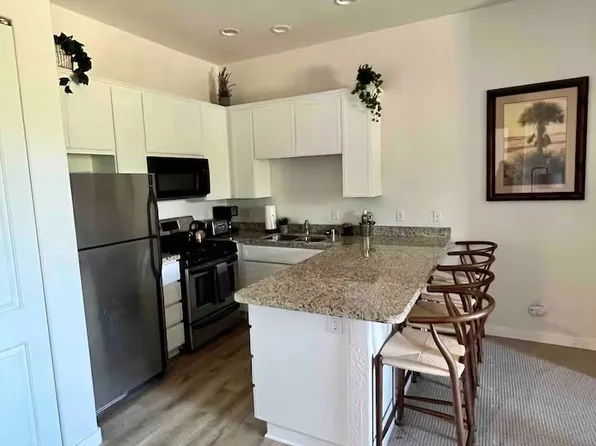50590 Santa Rosa Plz #7, La Quinta, CA 92253