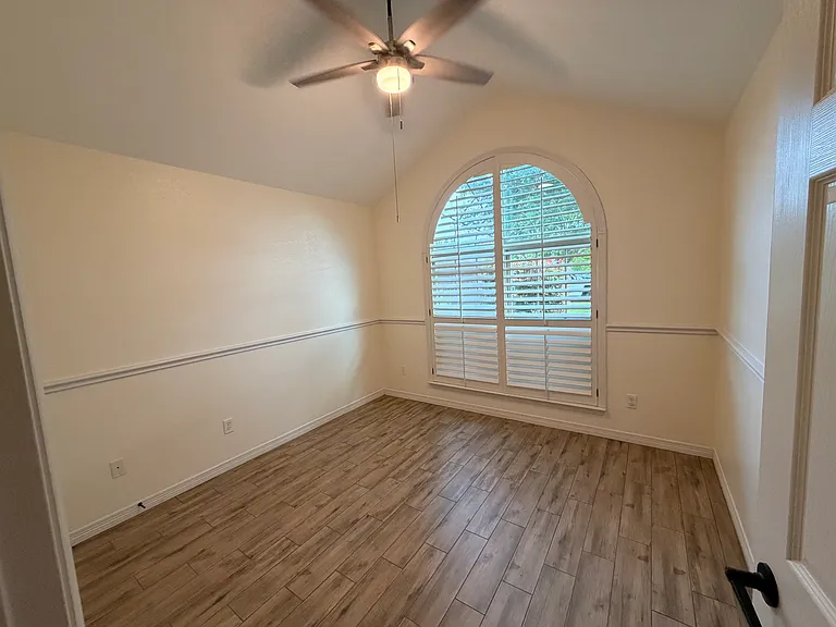 3116 Sarita Cv — Photo 12