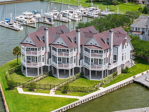 3rd image of 2443 Lakewood Pointe Dr