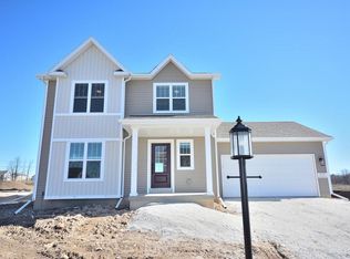 W197N5350 Lodgepole Ct, Menomonee Falls, WI 53051