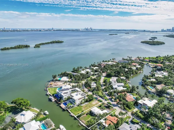 1075 Belle Meade Island Dr, Miami, FL 33138