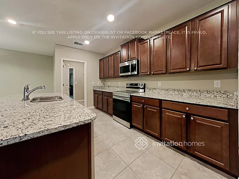 10210 Cool Waterlily Ave — Photo 11