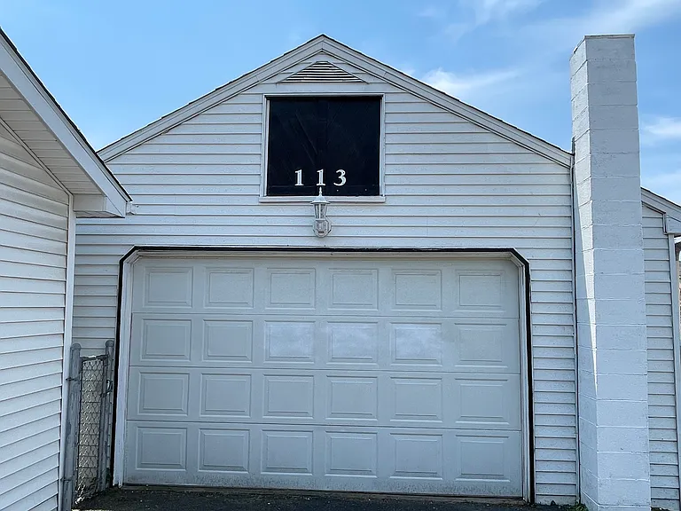 113 S Washington St — Photo 27