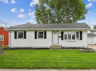 3021 Ravenwood Ter NW, Cedar Rapids, IA 52405