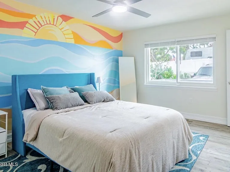 115 Riverside Dr — Photo 11