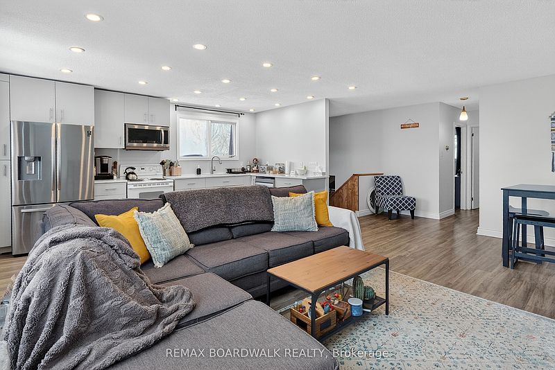 Ottawa House for rent - 4 Bedrooms — photo 3
