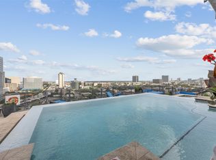 2000 Bagby St APT 7414, Houston, TX 77002