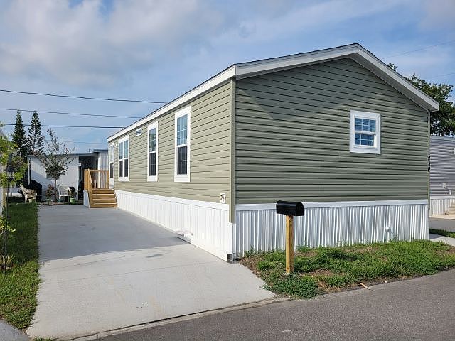 1st image of 4125 Park St N #940