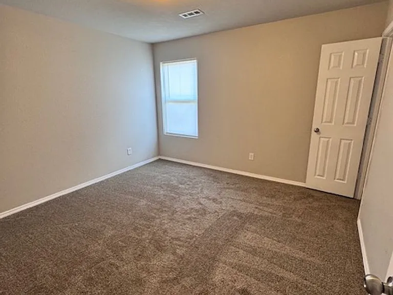 5041 Red Fox Trl — Photo 9