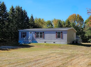 178 S Strong Rd, Farmington, ME 04938