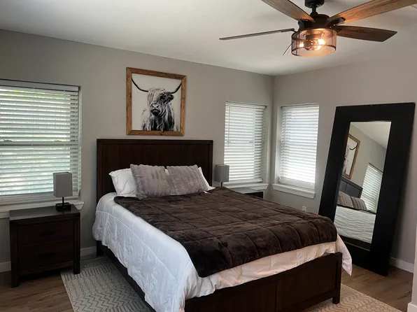408 N Oak Cliff Blvd, Dallas, TX 75208