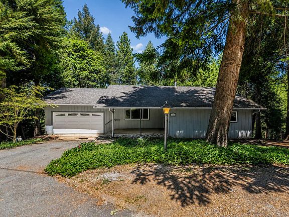 2nd image of 16584 Meadow Vista Dr