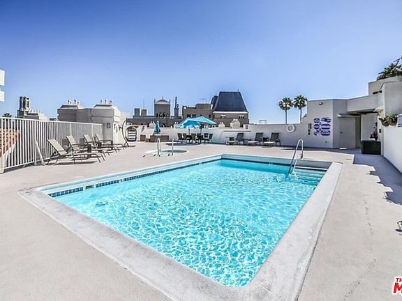 2nd image of 620 S Gramercy Pl APT 238