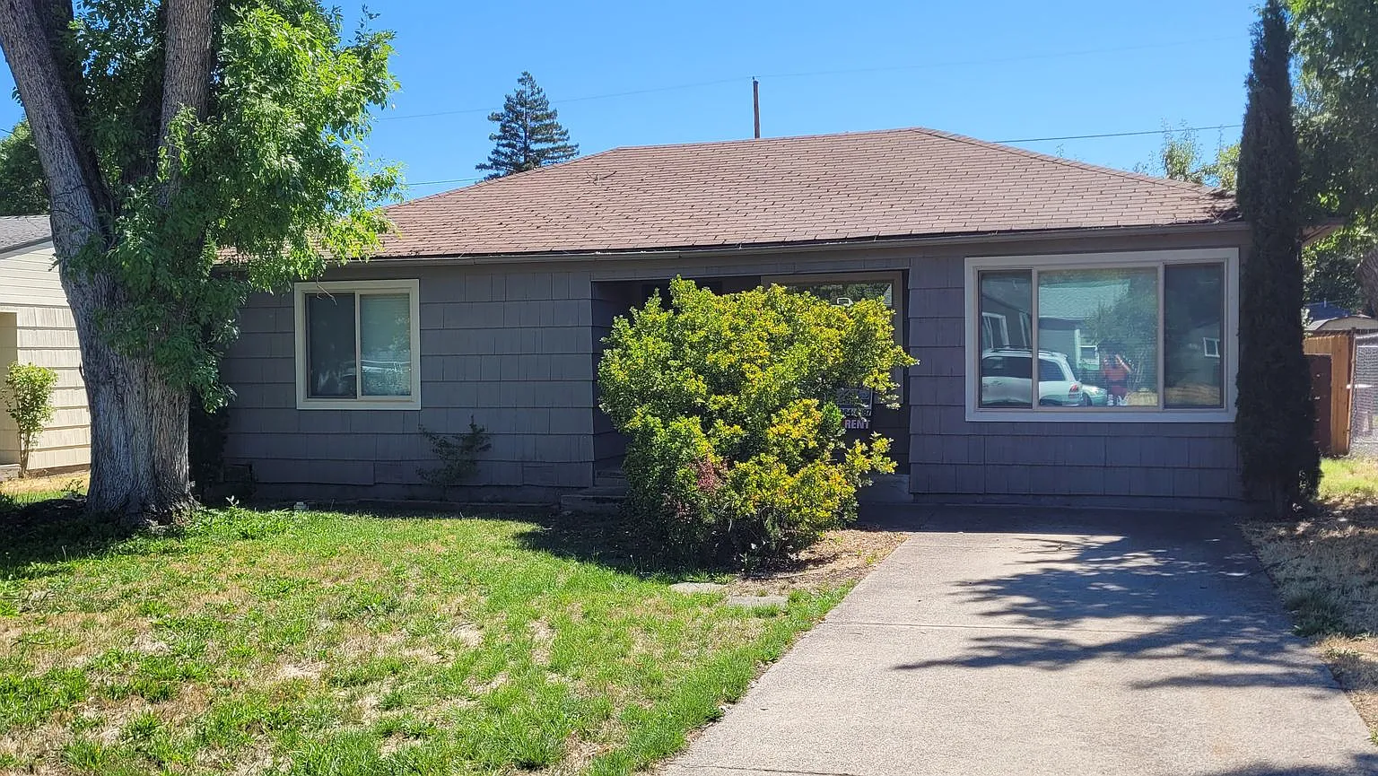 Spacious & Cozy Home for Rent — Photo 2