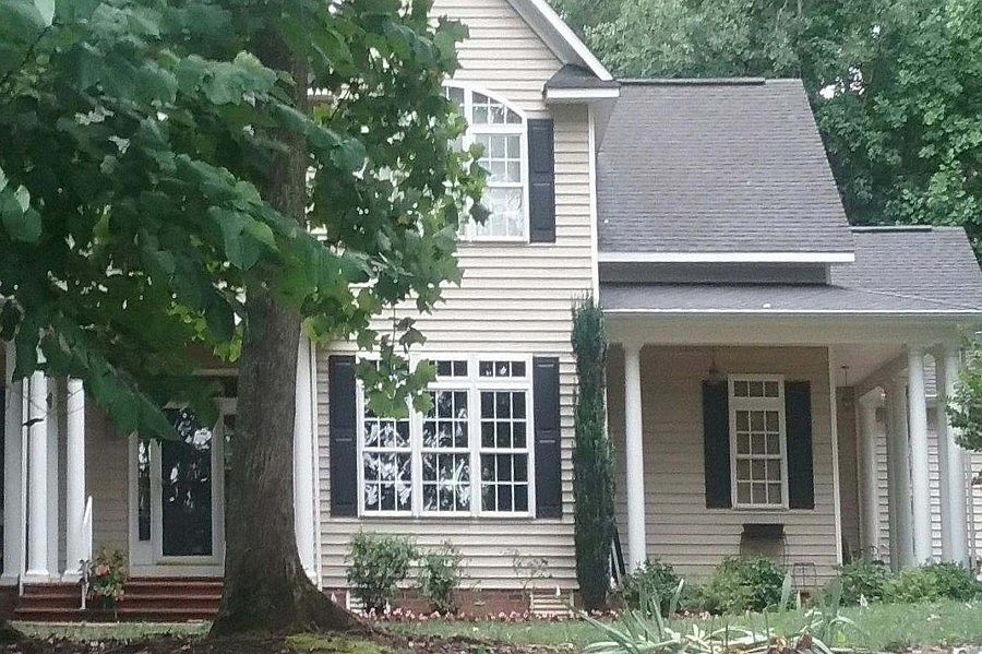 1st image of 1410 Donavon Mill Ln