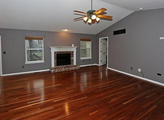 4th image of 12 Wynstay Ave