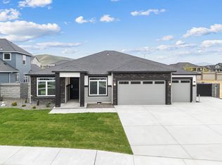 545 Purcell Ave, West Richland, WA 99353